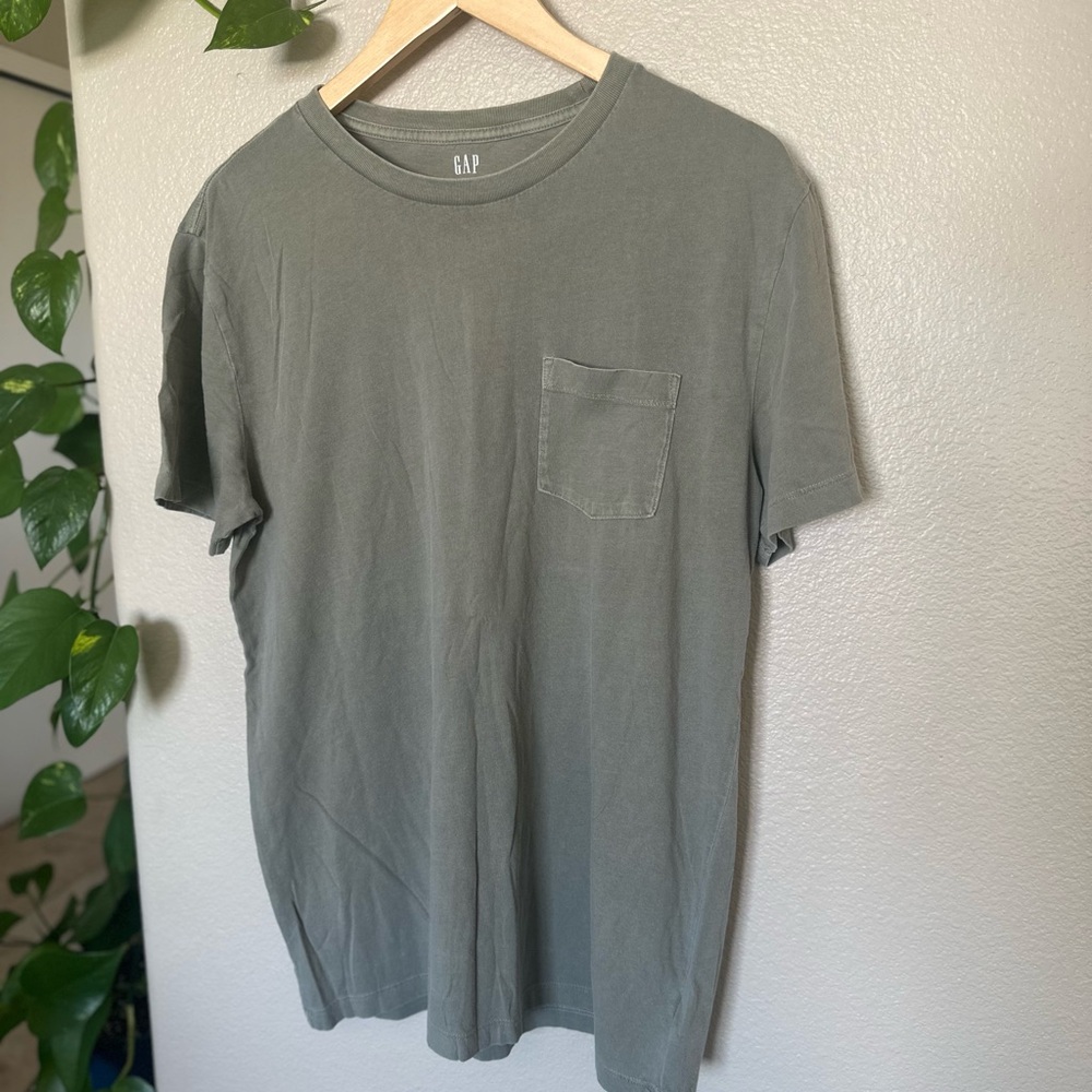 GAP Khaki Green Crew Neck Tee
